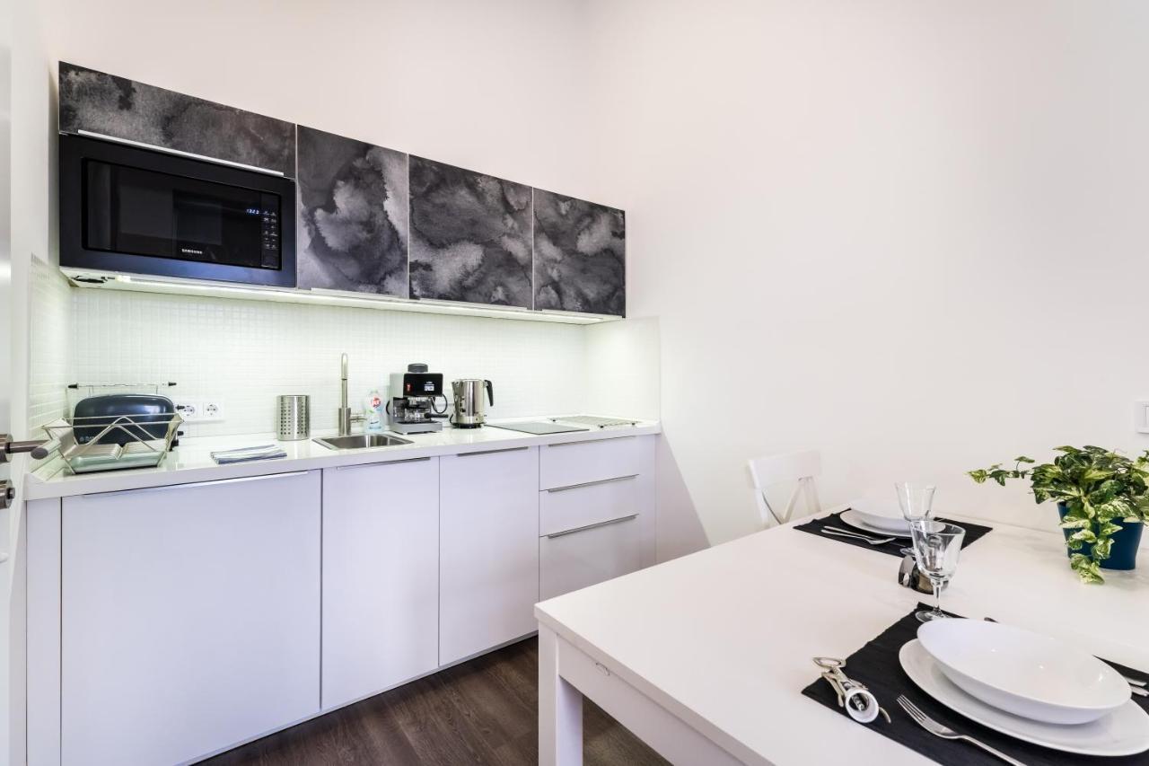 Cosy Studios In The Heart Of The City 布达佩斯 外观 照片
