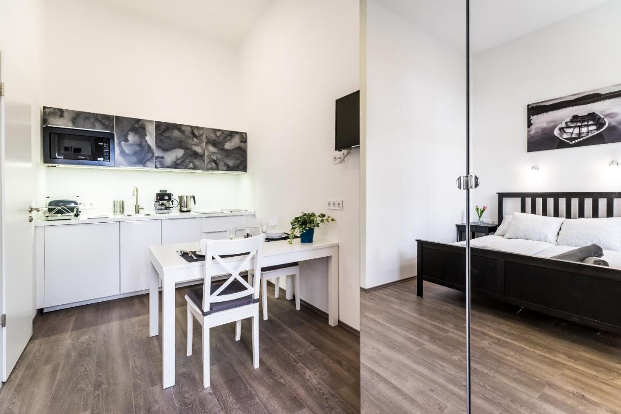 Cosy Studios In The Heart Of The City 布达佩斯 外观 照片