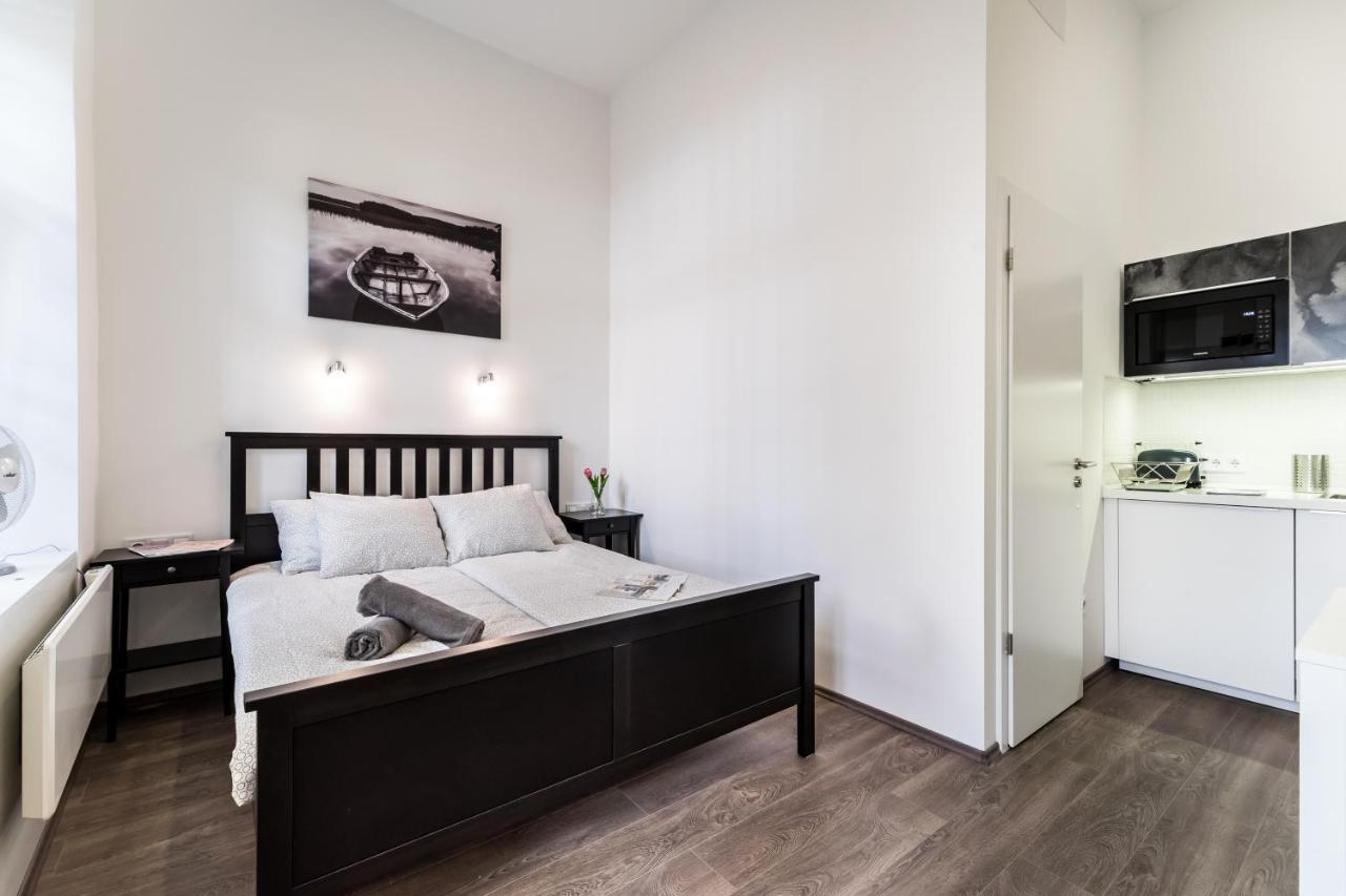 Cosy Studios In The Heart Of The City 布达佩斯 外观 照片