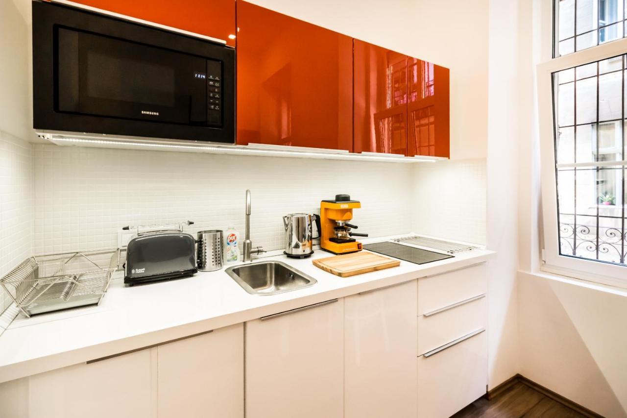 Cosy Studios In The Heart Of The City 布达佩斯 外观 照片
