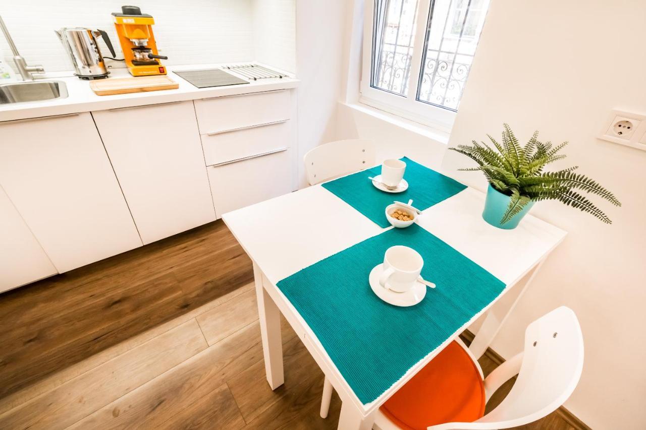Cosy Studios In The Heart Of The City 布达佩斯 外观 照片